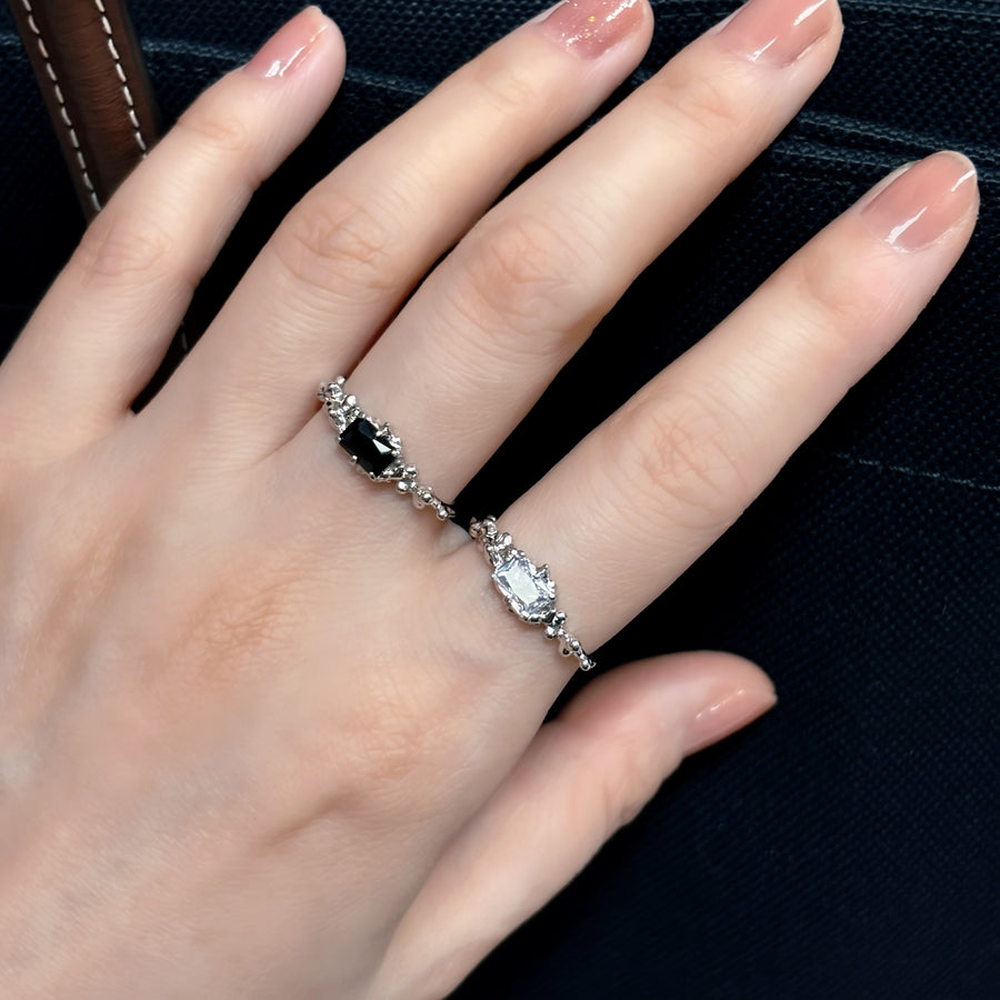 Add a touch of elegance to your look with this unique and stylish irregular face ring, featuring a lava texture and sparkling cubic zirconia inlay. Crafted from high-quality S925 sterling silver 