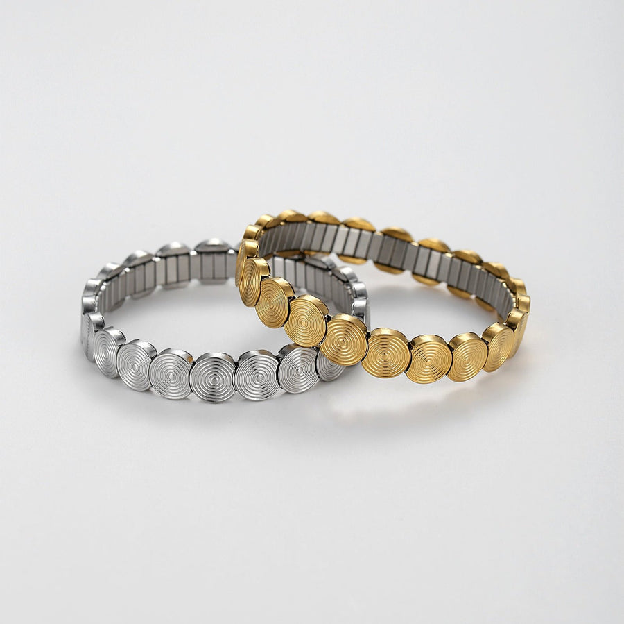 Designed for comfort and versatility, the stretchable nature of this piece allows for a perfect fit on any wrist size without compromising on style. Whether you’re dressing up for a special occasion or accenting your everyday outfit, this Stretch Chain Bracelet is sure to add a touch of class to your ensemble.