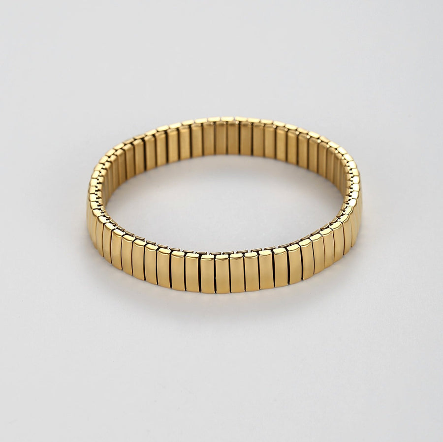 Designed for comfort and versatility, the stretchable nature of this piece allows for a perfect fit on any wrist size without compromising on style. Whether you’re dressing up for a special occasion or accenting your everyday outfit, this Stretch Chain Bracelet is sure to add a touch of class to your ensemble.